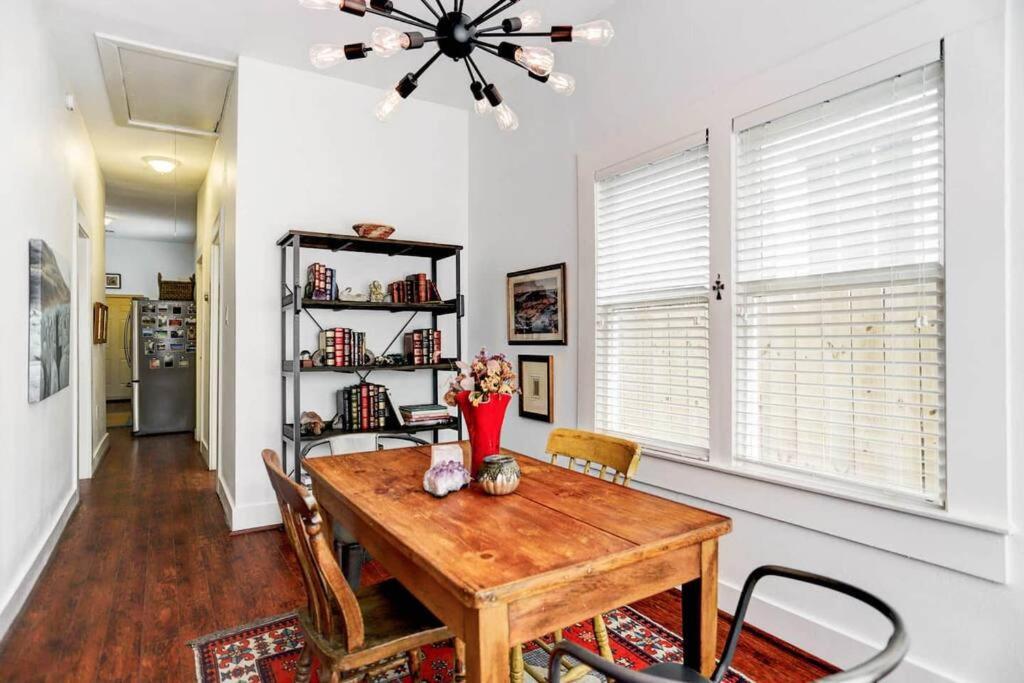 Willa Artsy Heights House: Walk To Food-Bars-Shops-Trails, Kids & Pet Friendly Houston Zewnętrze zdjęcie